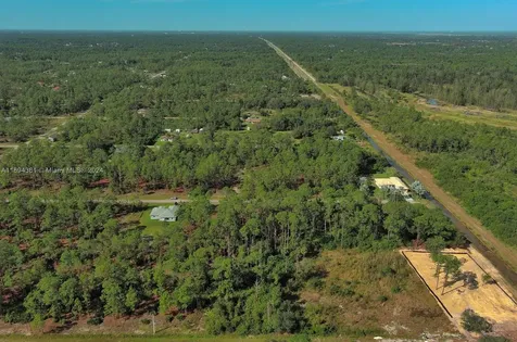 1515 Glenn Avenue Lehigh Acres FL 33972