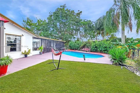 8313 Michael Drive Boynton Beach FL 33472