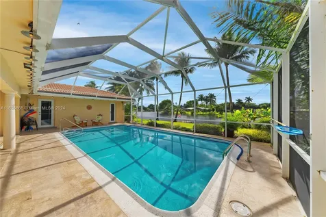 7340 SW 9th Street Plantation FL 33317