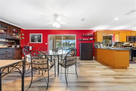 7340 SW 9th Street Plantation FL 33317