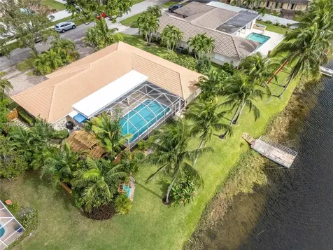 7340 SW 9th Street Plantation FL 33317