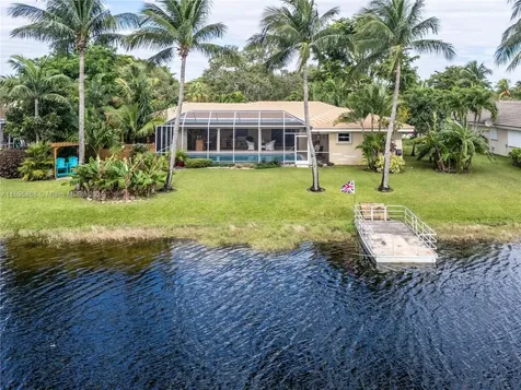 7340 SW 9th Street Plantation FL 33317