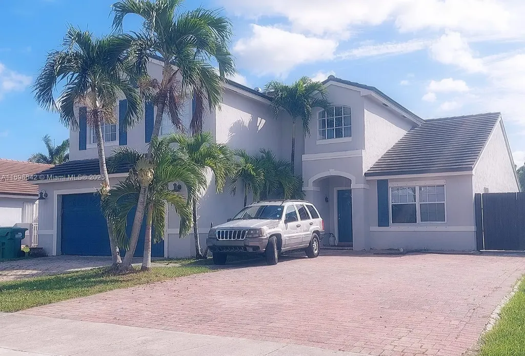 16120 SW 72nd Terrace Miami FL 33193