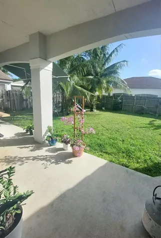 16120 SW 72nd Terrace Miami FL 33193