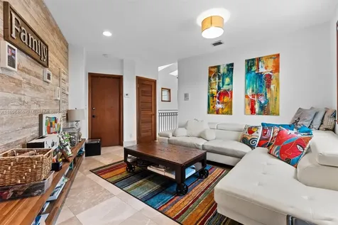 184 Paloma Drive Coral Gables FL 33143