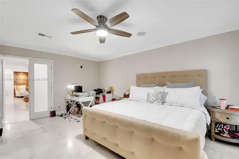 6420 Dolphin Drive Coral Gables FL 33158