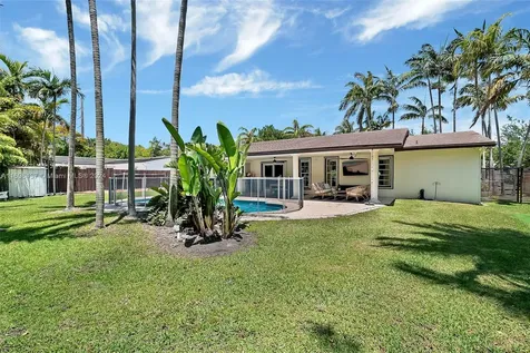 6420 Dolphin Drive Coral Gables FL 33158