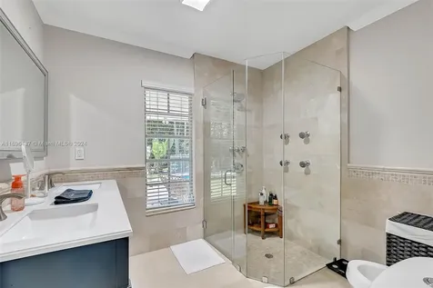 6420 Dolphin Drive Coral Gables FL 33158