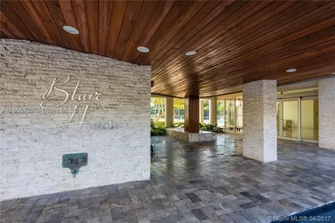9102 W Bay Harbor Bay Harbor Islands FL 33154