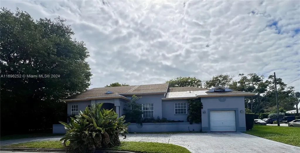424 90th Street Surfside FL 33154