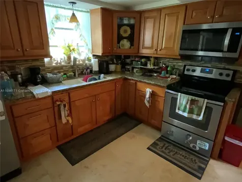 9221 SW 165th Street Palmetto Bay FL 33157