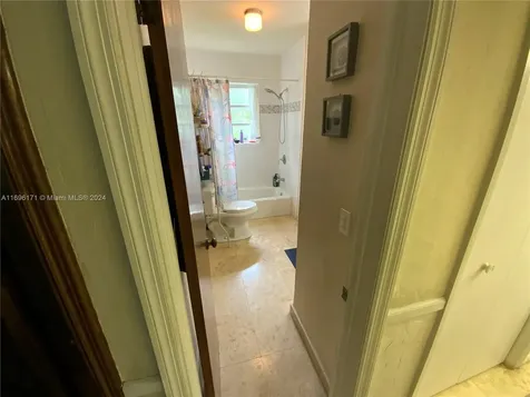 9221 SW 165th Street Palmetto Bay FL 33157