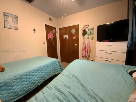 9221 SW 165th Street Palmetto Bay FL 33157