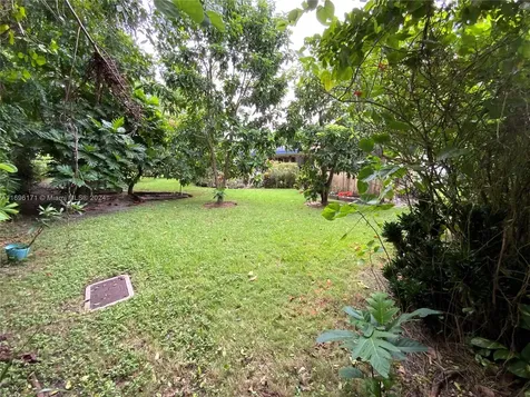 9221 SW 165th Street Palmetto Bay FL 33157