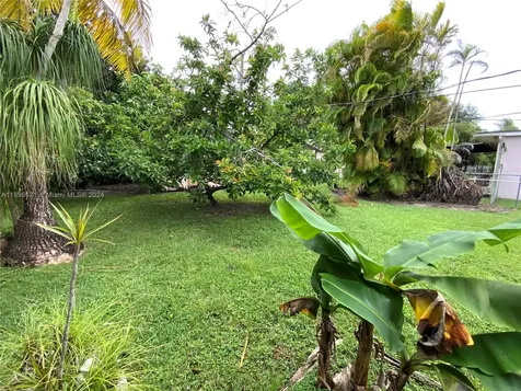 9221 SW 165th Street Palmetto Bay FL 33157