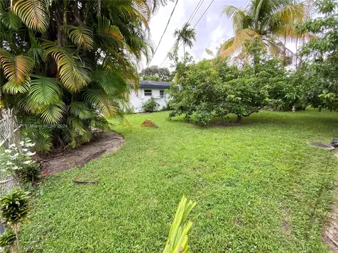 9221 SW 165th Street Palmetto Bay FL 33157