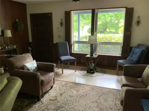 9221 SW 165th Street Palmetto Bay FL 33157