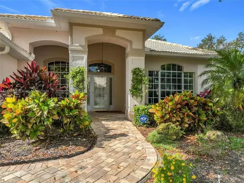 2111 Saint Ives Court Clermont FL 34711