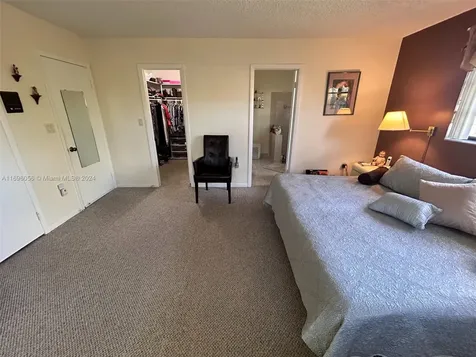 11811 SW 97th Street Miami FL 33186