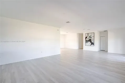13631 SW 189th Street Miami FL 33177