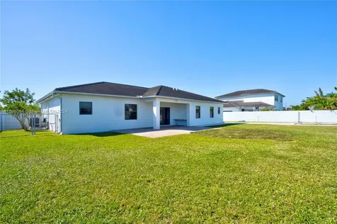13631 SW 189th Street Miami FL 33177
