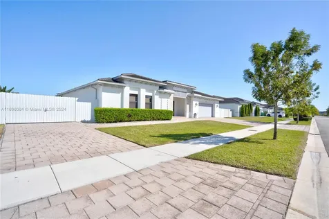 13631 SW 189th Street Miami FL 33177