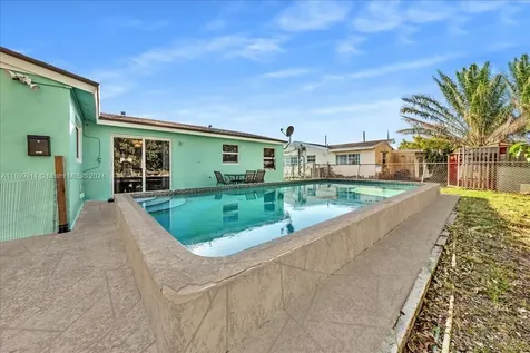 6733 SW 27th Court Miramar FL 33023