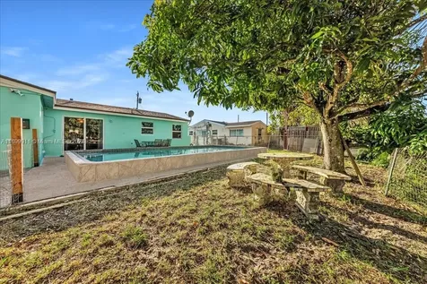 6733 SW 27th Court Miramar FL 33023
