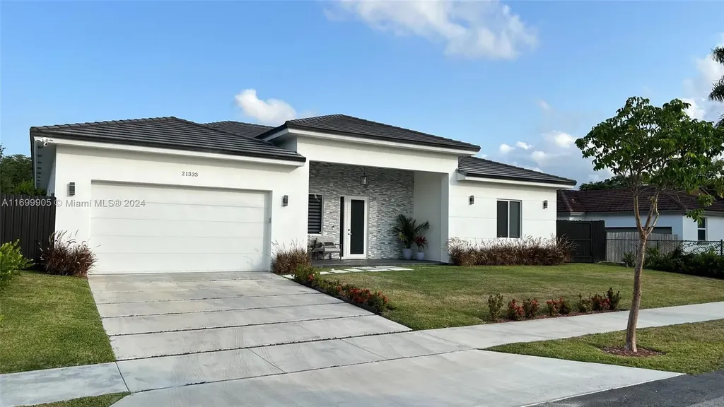 21333 Ingraham Avenue Road Cutler Bay FL 33189