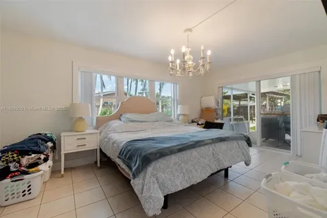10359 SW 50th Court Cooper City FL 33328