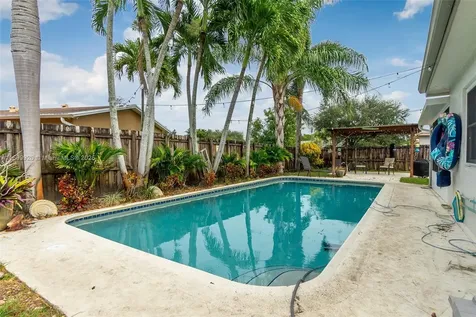 10359 SW 50th Court Cooper City FL 33328