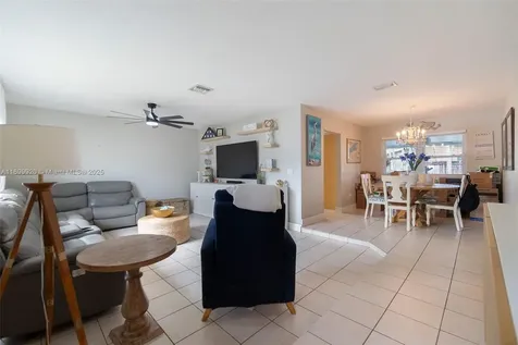 10359 SW 50th Court Cooper City FL 33328