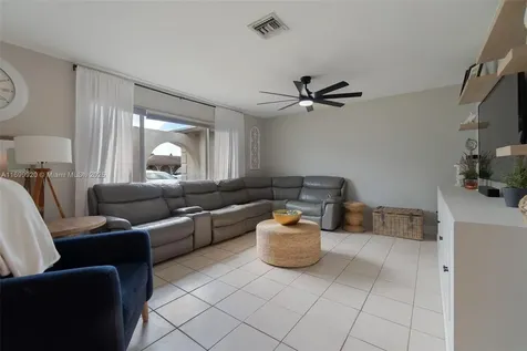 10359 SW 50th Court Cooper City FL 33328