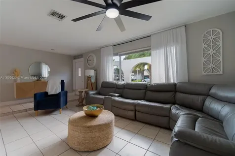 10359 SW 50th Court Cooper City FL 33328