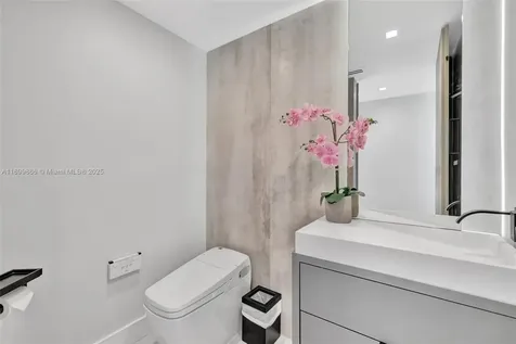 2506 Aqua Vista Boulevard Fort Lauderdale FL 33301