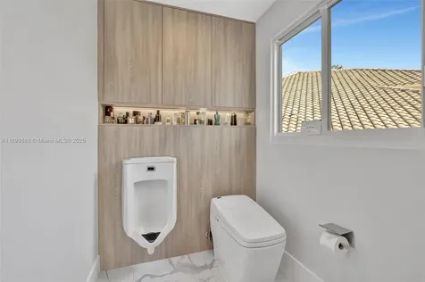 2506 Aqua Vista Boulevard Fort Lauderdale FL 33301