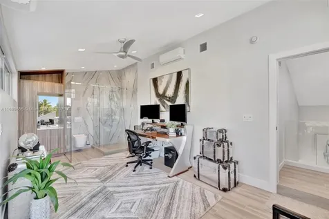 2506 Aqua Vista Boulevard Fort Lauderdale FL 33301