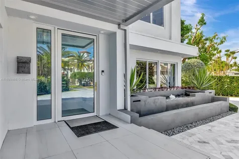 2506 Aqua Vista Boulevard Fort Lauderdale FL 33301