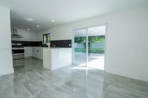 1180 NE 132nd Street North Miami FL 33161