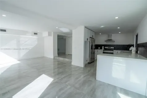 1180 NE 132nd Street North Miami FL 33161