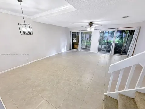 4956 N Hemingway Circle Margate FL 33063