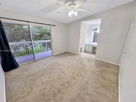 4956 N Hemingway Circle Margate FL 33063
