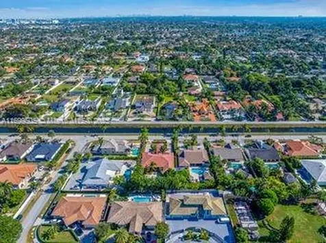 3250 SW 132nd Avenue Miami FL 33175