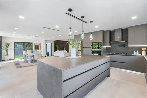 2261 NE 192nd Street Miami FL 33180