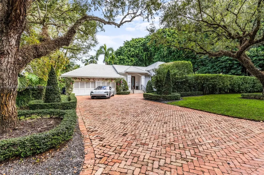 7030 Old Cutler Road Coral Gables FL 33143