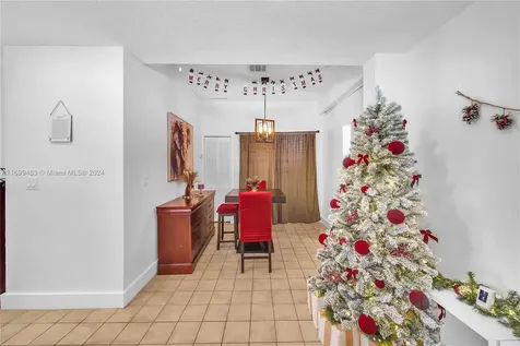 11320 NW 59th Avenue Hialeah FL 33012