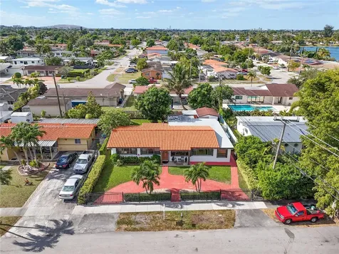 11320 NW 59th Avenue Hialeah FL 33012