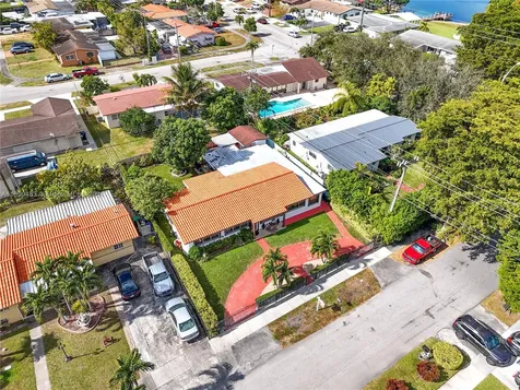 11320 NW 59th Avenue Hialeah FL 33012