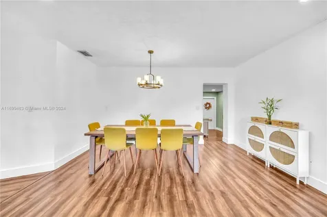 11320 NW 59th Avenue Hialeah FL 33012