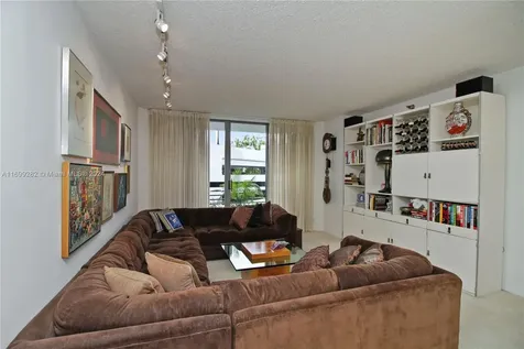 3400 NE 192nd Street Aventura FL 33180
